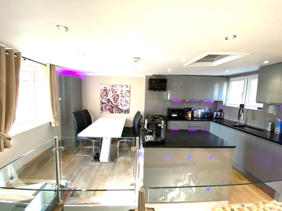 Modern Stylish Apartment At Brighton Station Kültér fotó