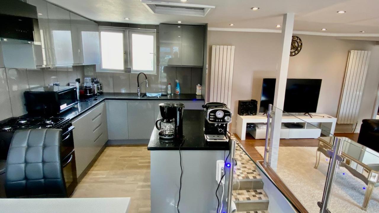 Modern Stylish Apartment At Brighton Station Kültér fotó